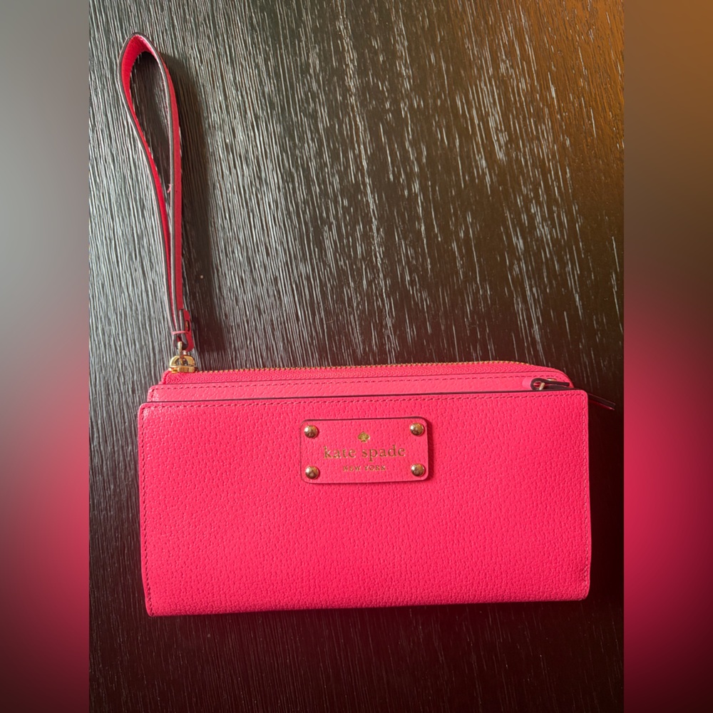 Kate Spade Hot Pink Wristlet Clutch- Like New